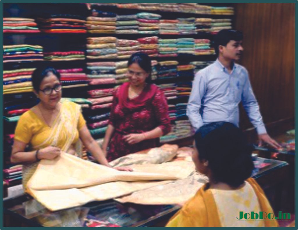 Salesman Wanted for Saree Showroom Jobdo `2